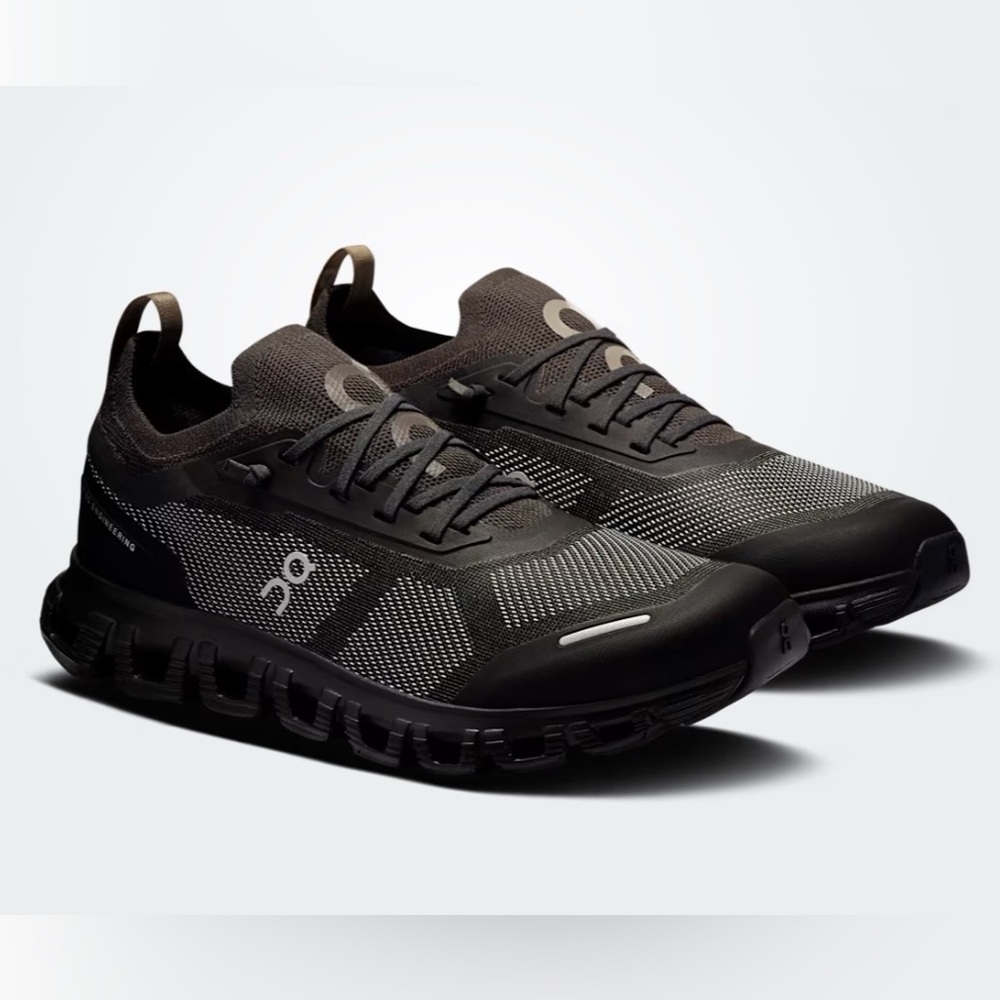Women's On Cloud 6 Versa Size:9